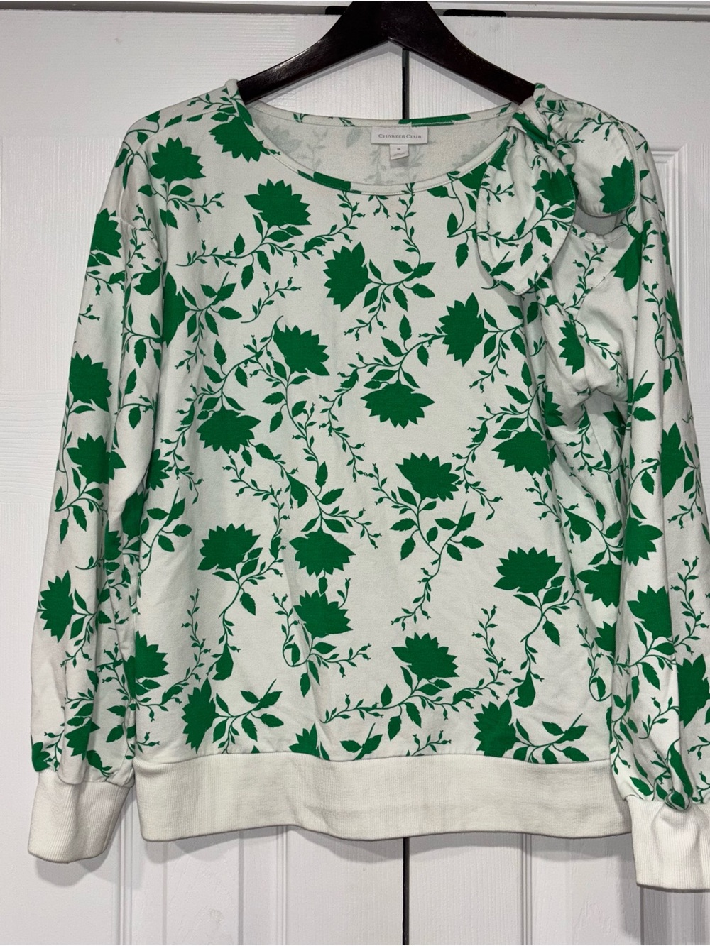 Charter Club Women’s White & Green Floral Leafy Crewneck Long Sleeve Top Medium